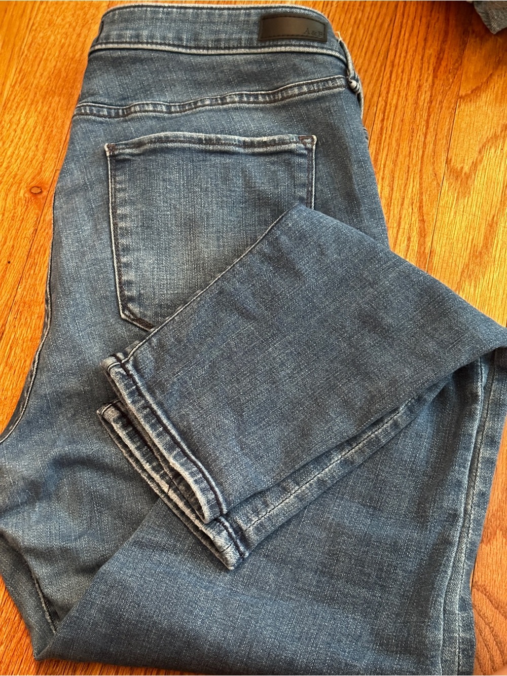 Abercrombie & Fitch Women's Skinny Jeans in Dark Blue Denim